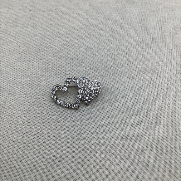 Swarovski Silver Double Heart Brooch - Picture 7 of 9